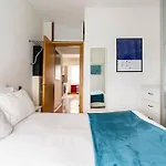 Cozy Comfortable Apt-10min To Smn Leisure Business Florença